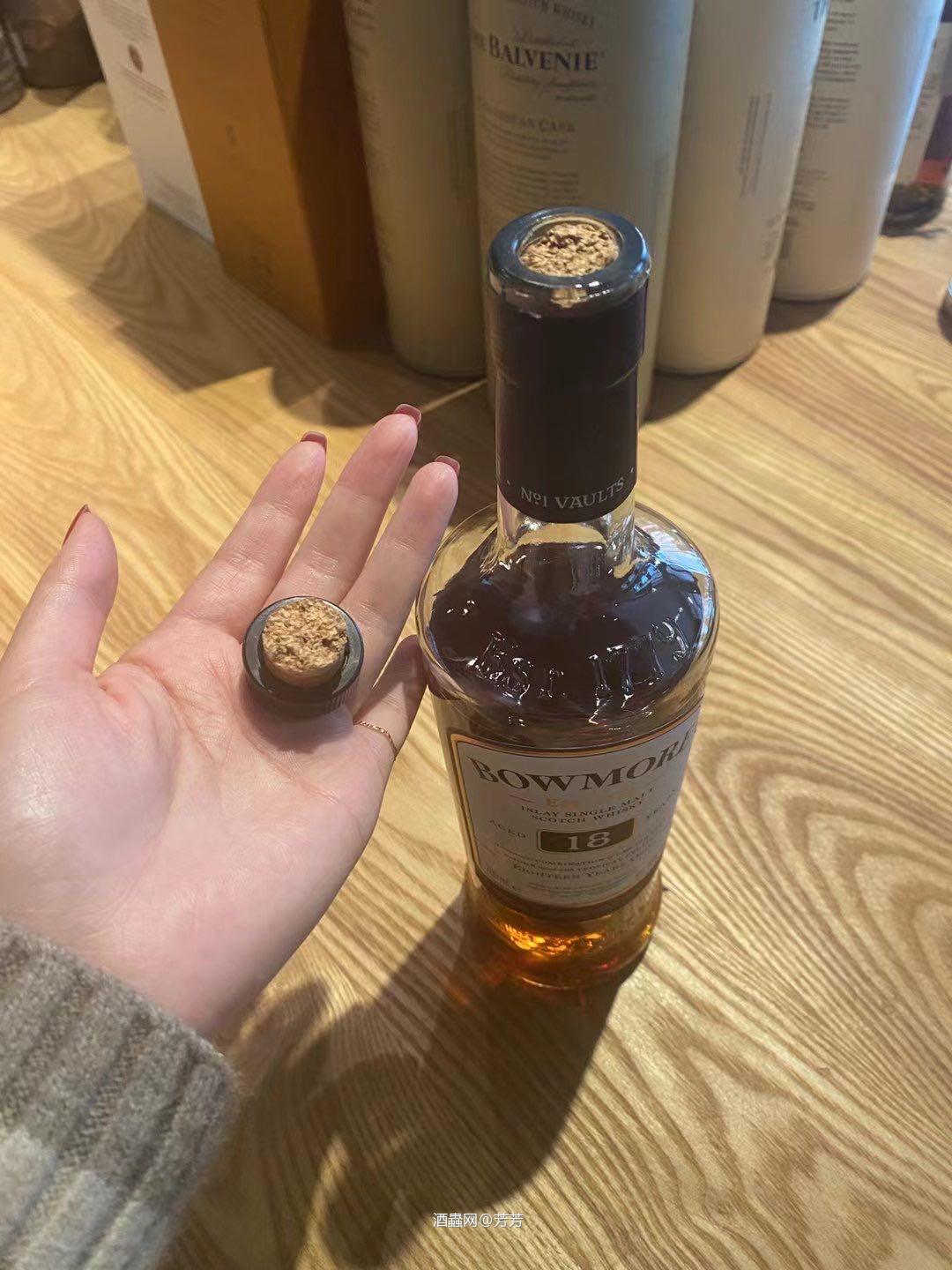 又一次开断了橡木塞<img src='https://sdata.whiskyworm.com/xcxpics/emoji_54.png' class='emoji' />真棒<img src='https://sdata.whiskyworm.com/xcxpics/emoji_100.png' class='emoji' />