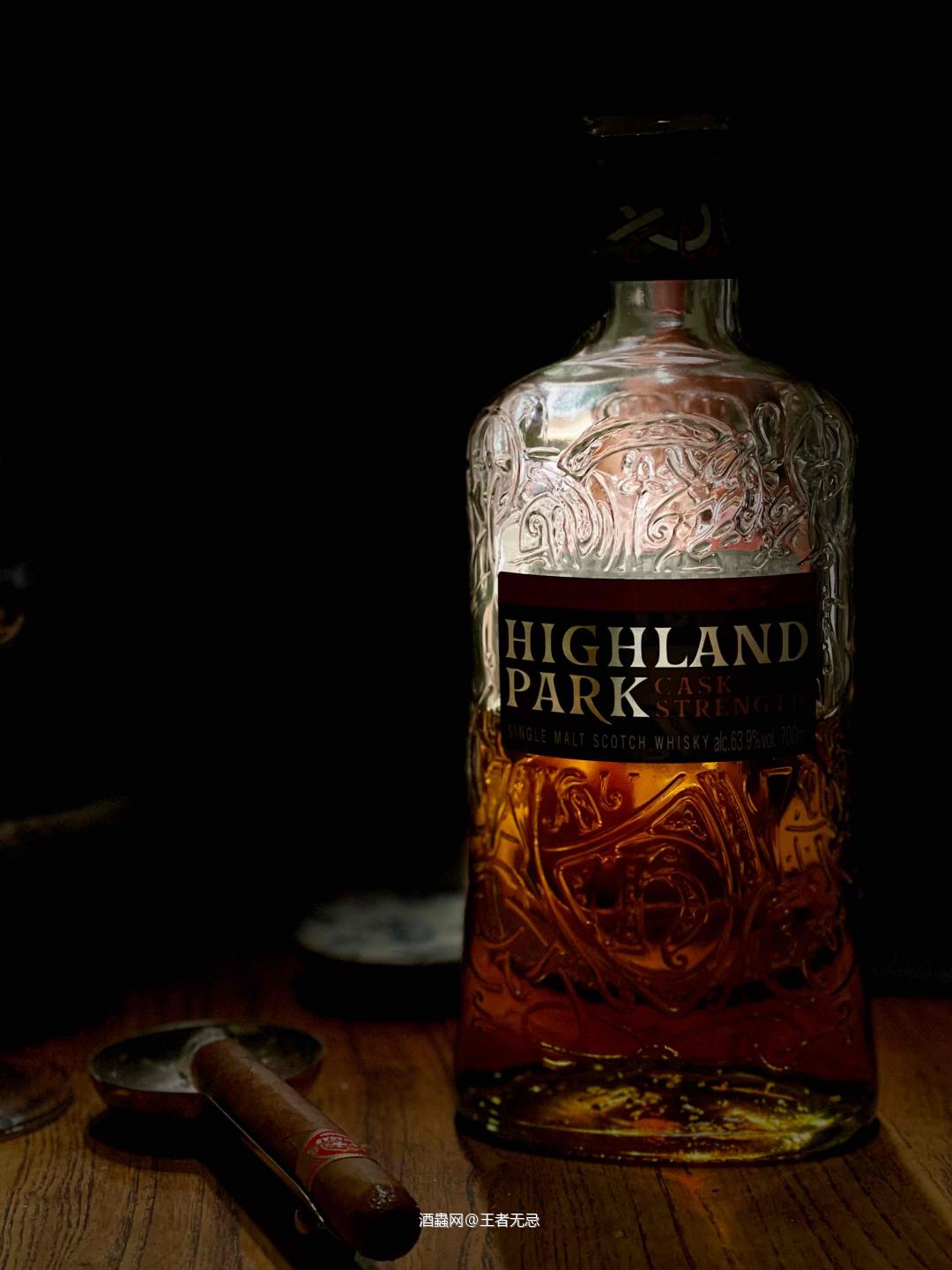 “我行过许多地方的桥，看过许多次数的云，喝过许多种类的酒，却只爱过一个正当最好年龄的人。”