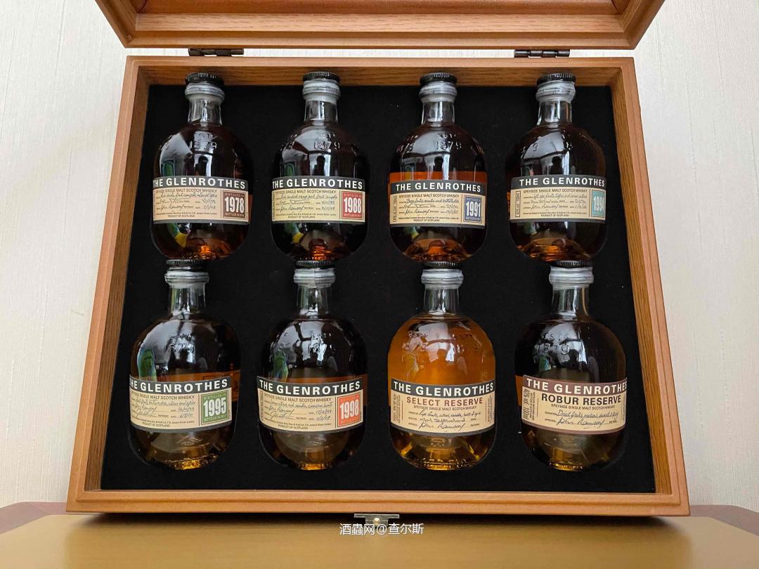 爱丁顿家族的小弟怎么就是火不起来 主打雪梨桶的怕就是格兰路思没火了吧?正在收集100ml的小手雷,谁还有点我这里面没有的版本欢迎留言交流交换