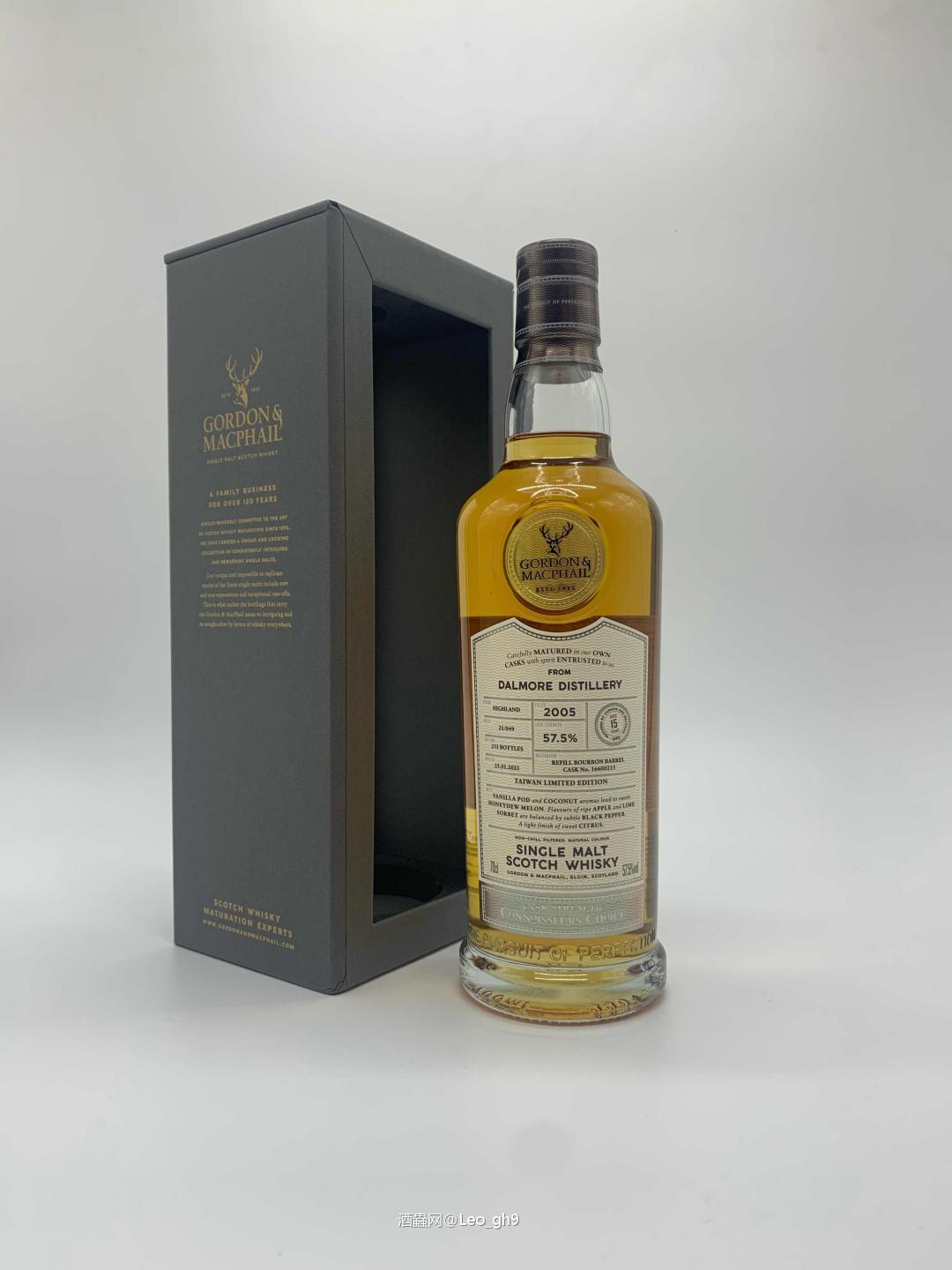 香草、椰子，芳香甜美<p class='p'/>蜜瓜、成熟苹果和酸橙冰糕的味道在淡淡的…