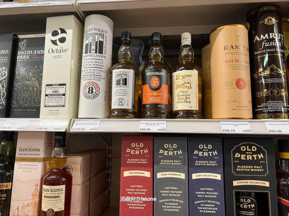 这玩意儿我是真没看懂，价格太魔幻了，三周前在酒厂商店还有一堆原价48在卖，似乎一夜之间UK有库存的酒商价格至少涨了3倍. 小红书上价格更是离谱，感觉全世界的酒商串通好了似的