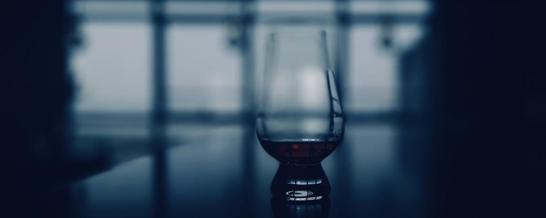 面朝大海 喝酒发呆