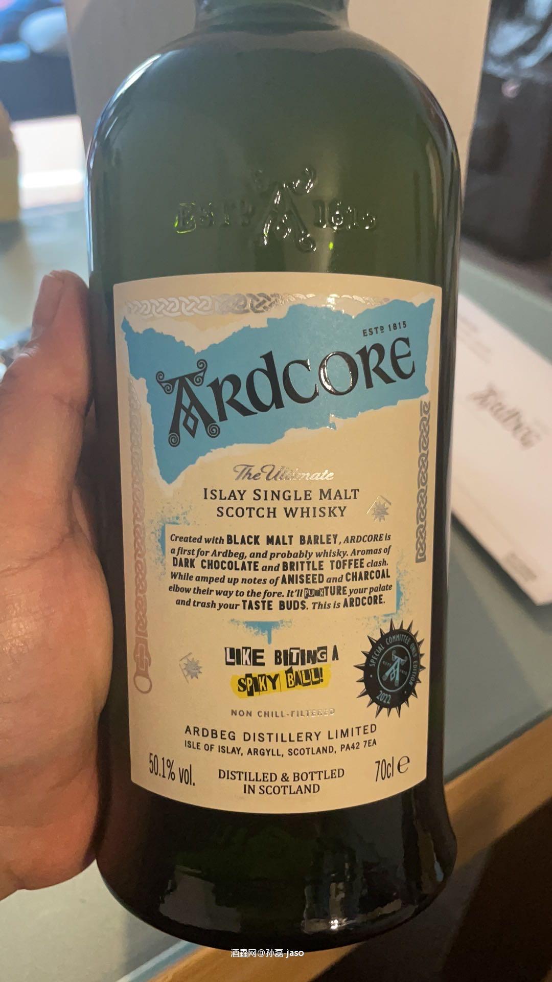 封口不是很好，容易漏酒…就这些，没了