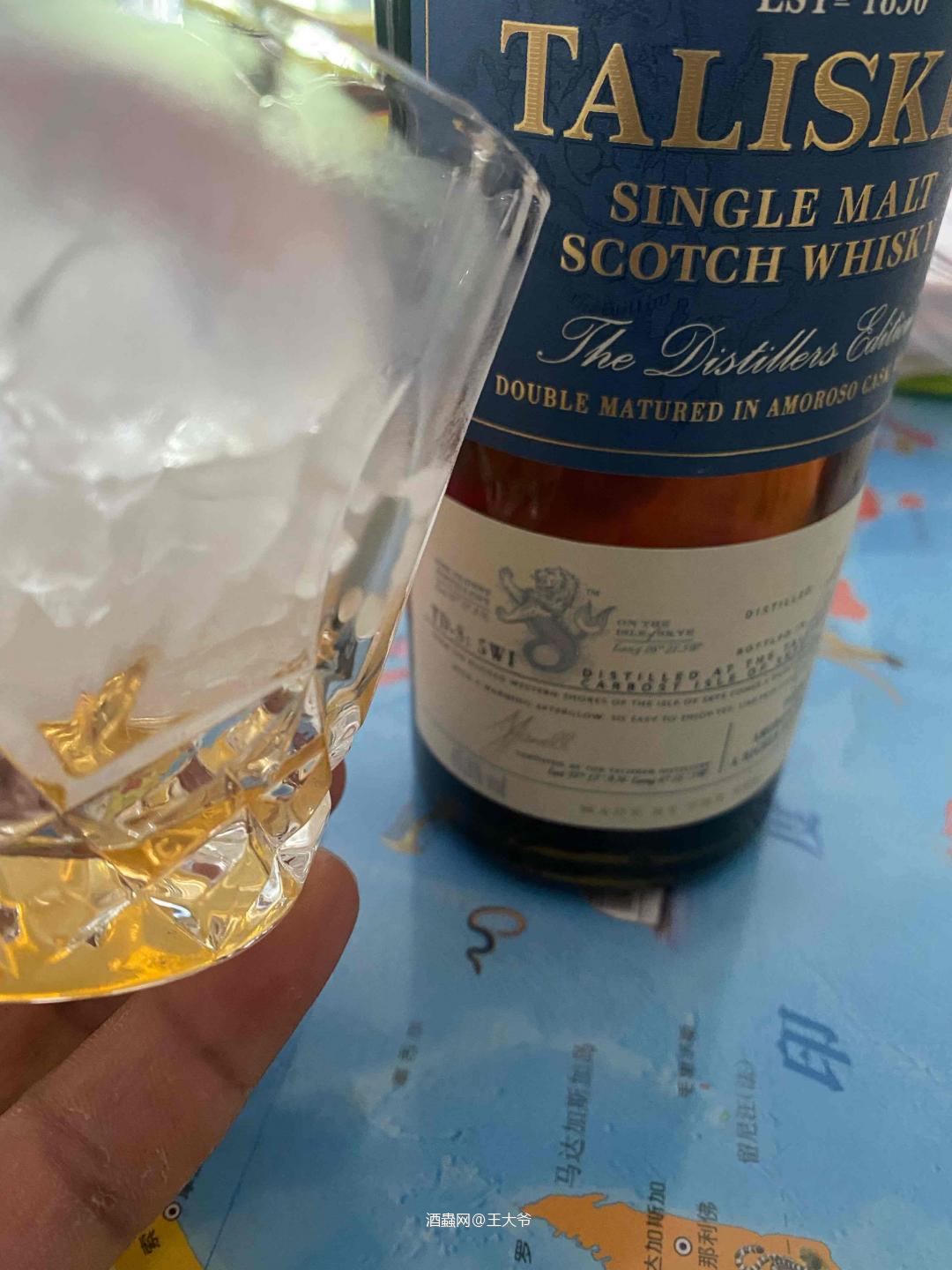 求教，为什么威士忌加水后会苦？