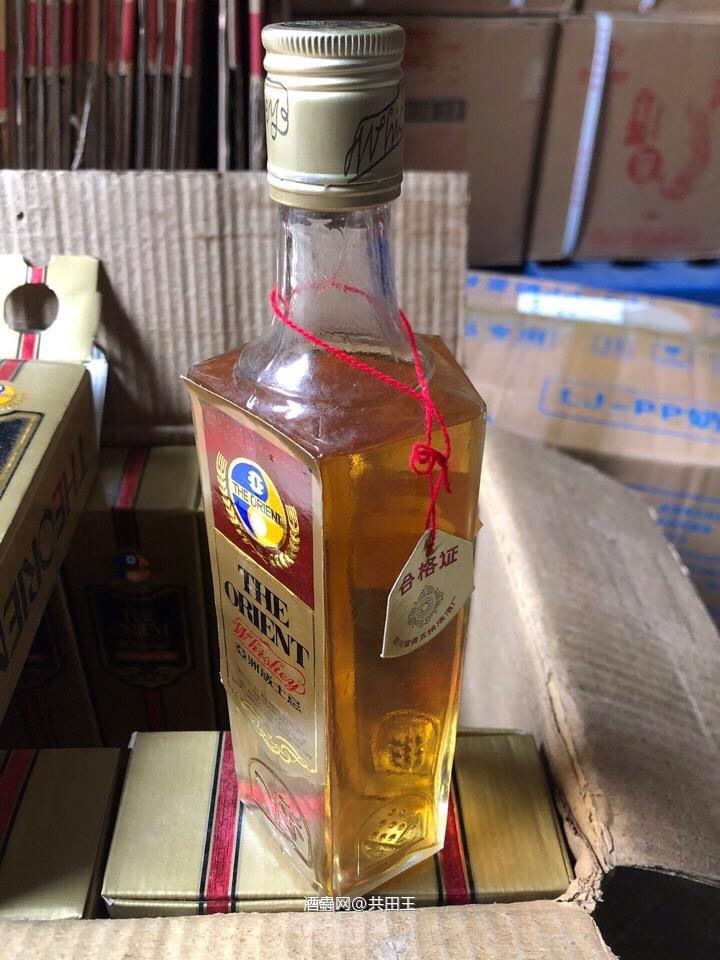 牛逼的国产大牌威士忌，见过的都是神。 自带身份证和出世纸<img src='https://sdata.whiskyworm.com/xcxpics/emoji_14.png' class='emoji' />