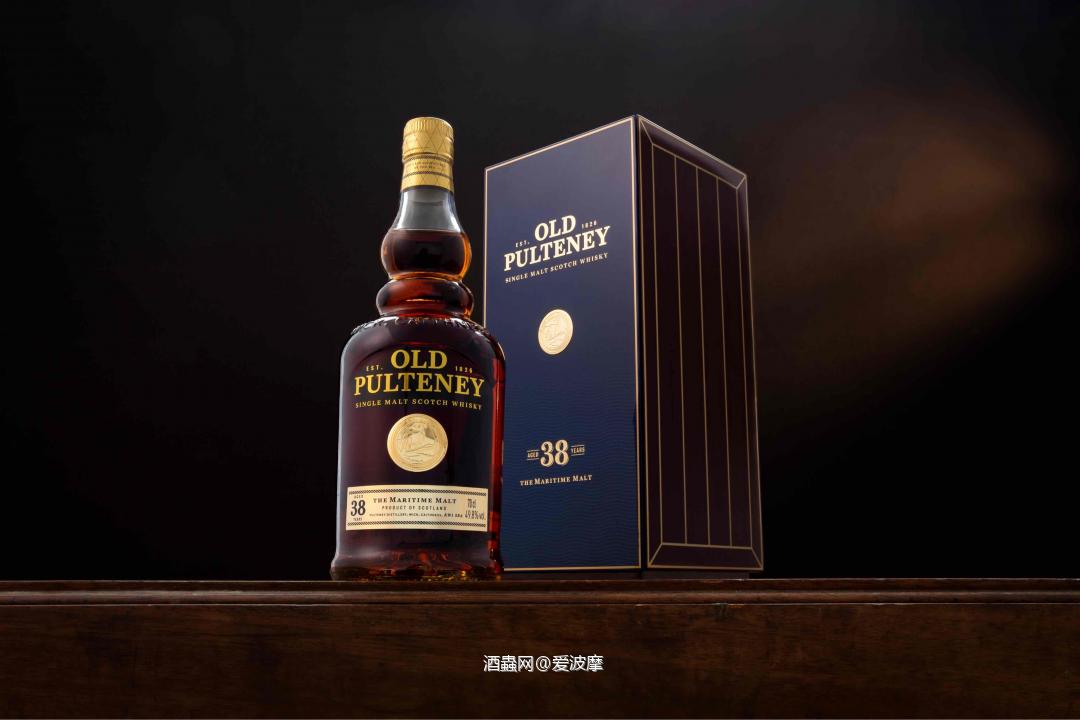 颜色：深邃艳丽带些葡萄酒红的琥珀色。<p class='p'/><p class='p'/>香气：酒心巧克力，肉…