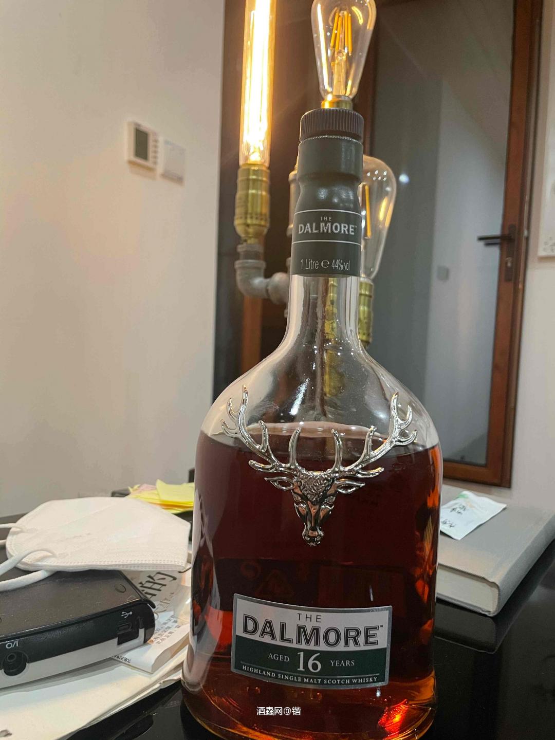 巧克力和坚果的香气很明显，挺柔和的，好评