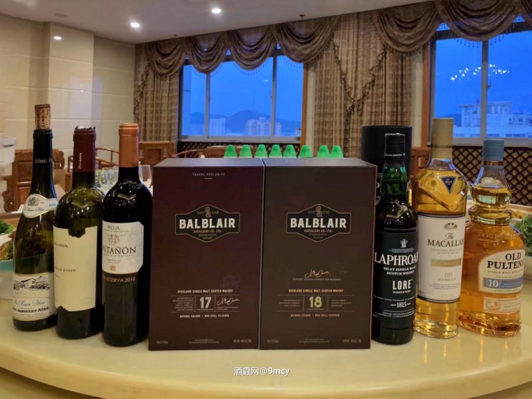 依然可以听见碰杯的声音