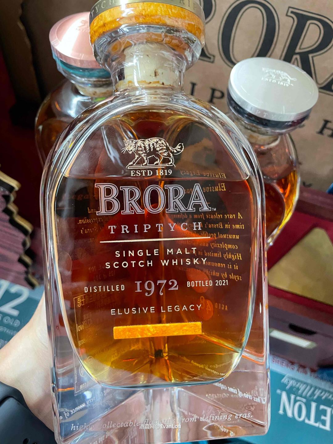 布朗拉“溯源藏珍”系列是酒厂历史中，首次将三款深具代表性的酒…