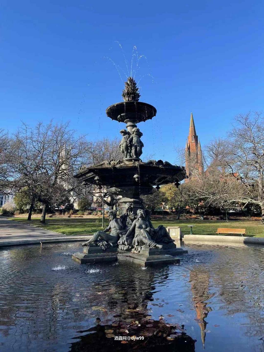 年终大促，花钱如流水