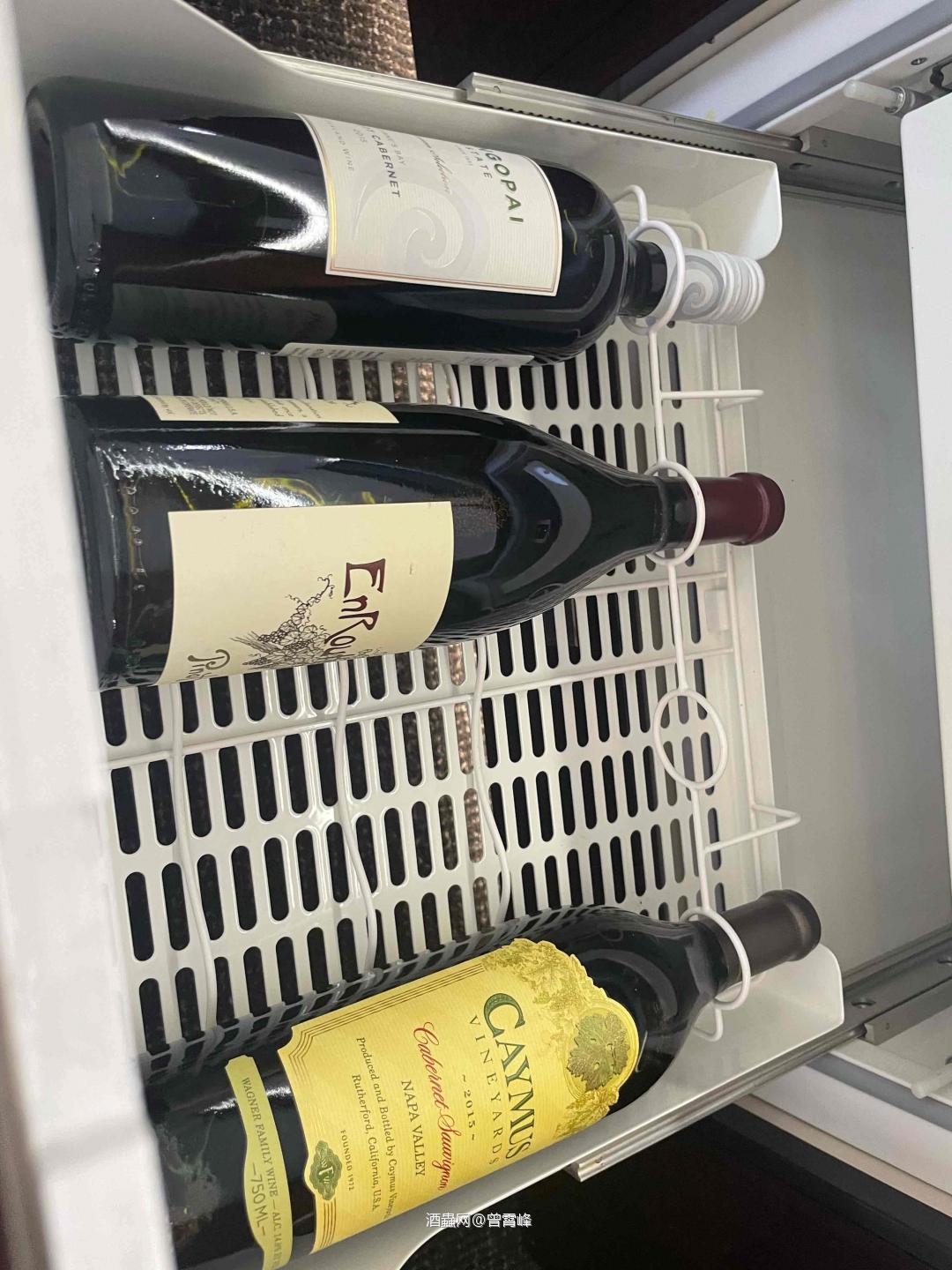 飞机上的酒不太给力