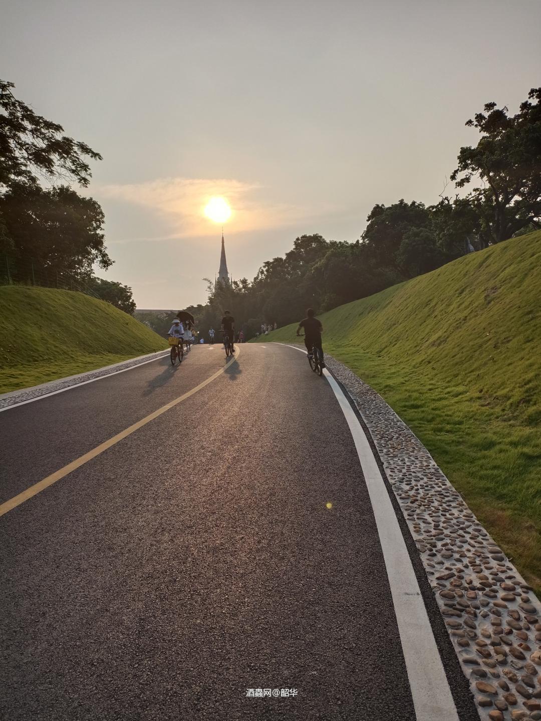 黄昏了！各位大佬，今晚你们打算喝什么？