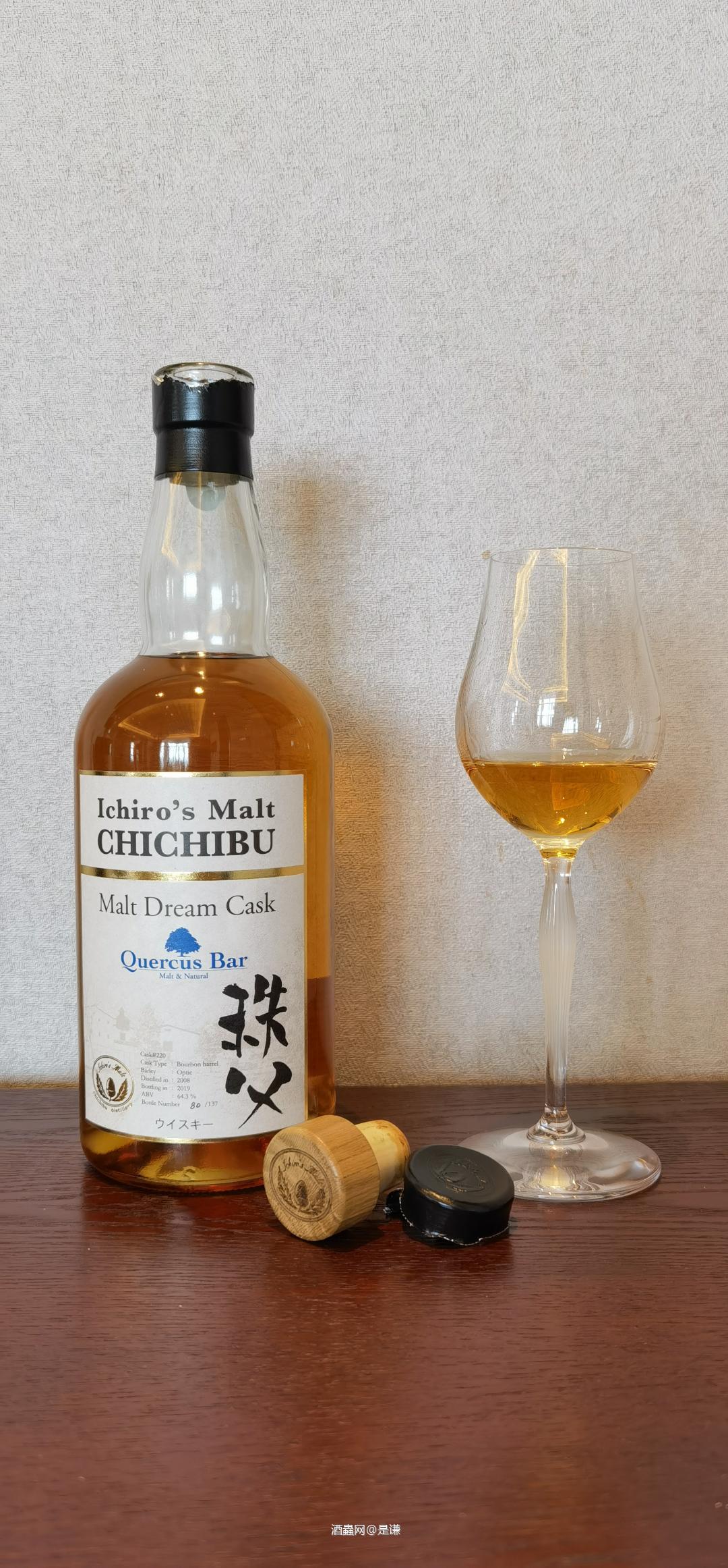 秋天的第一杯威士忌🥃<p class='p'/><p class='p'/><p class='p'/><p class='p'/><p class='p'/><p class='p'/><p class='p'/>