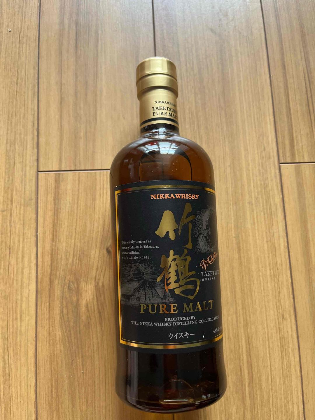 日本威士忌黑标竹鹤