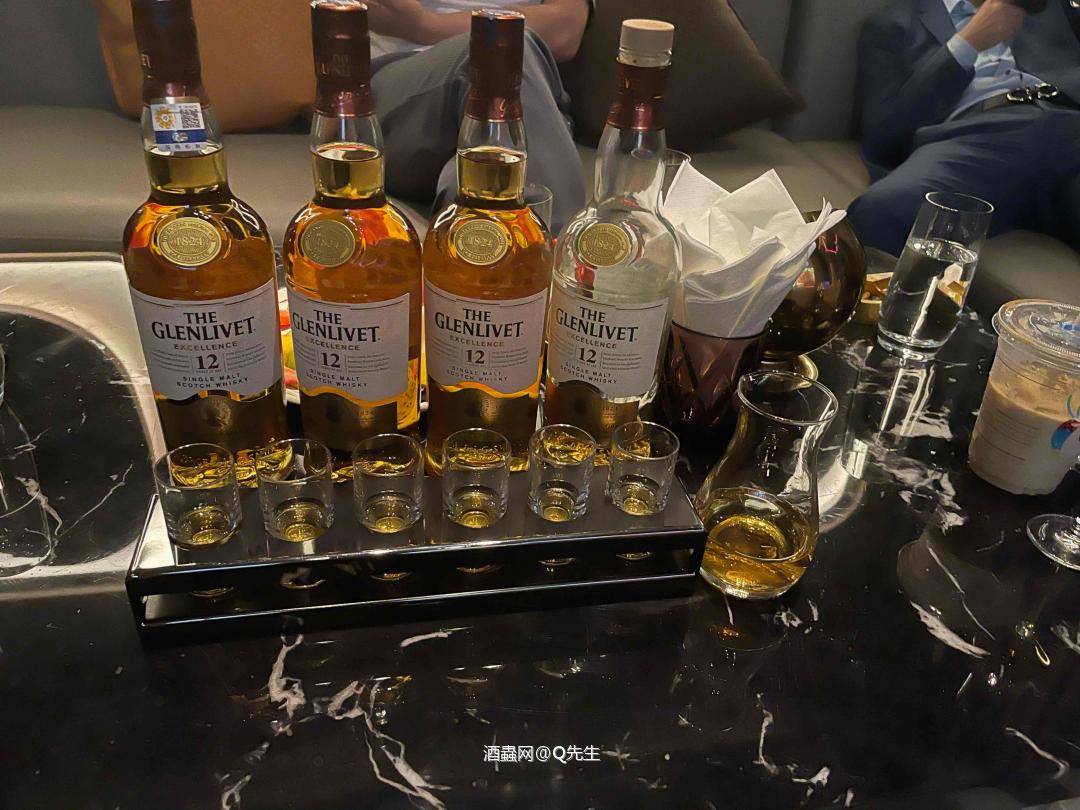 补上之前没来得及发的!久违了!