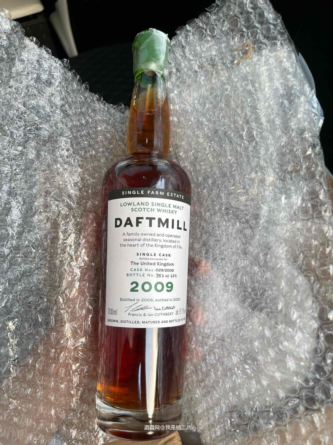 低地之光 跟风拍了daftmill, 没有酒盒放好不适应