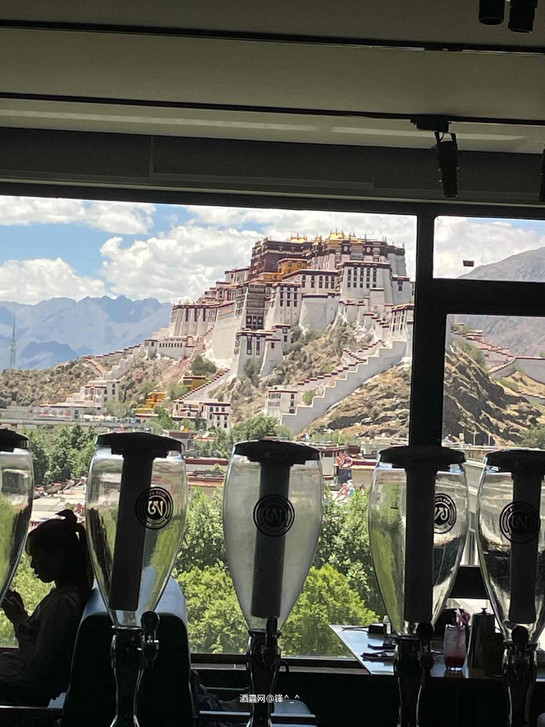 回想起在这个馆子，吨吨吨吨的感觉真好<img src='https://sdata.whiskyworm.com/xcxpics/emoji_22.png' class='emoji' />