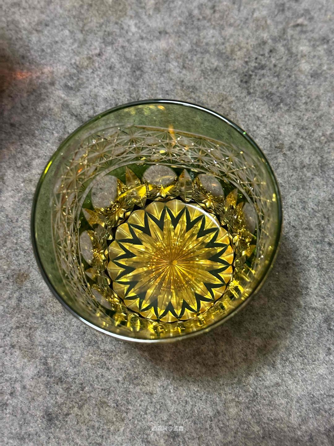 罗曼湖的12年水楢，挺好喝的。价格也便宜