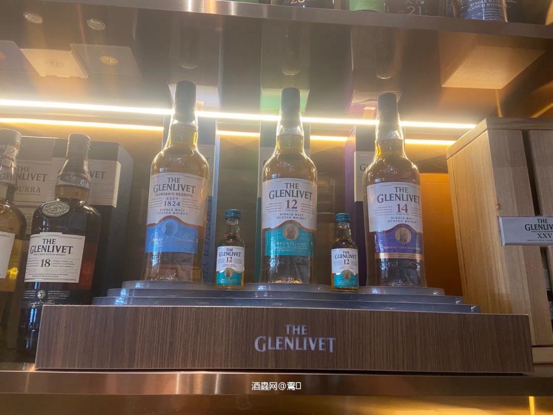 有架子的酒，是不是多了些灵魂