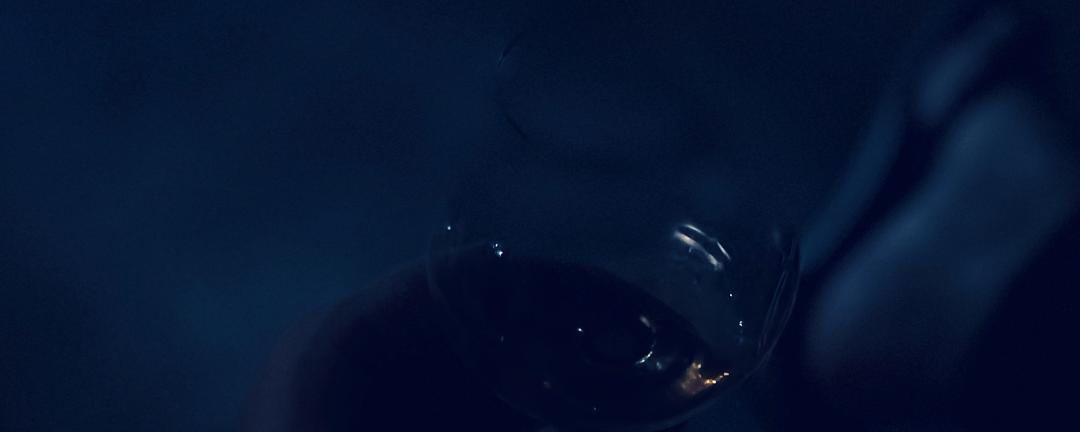 ⚫️ 常备口粮小黑12cs 不知道喝什么的时候 拿出她准没错 如同这些年一直珍藏的 RION 的小电影 每一部都那么火辣 软绵 温暖 慰籍着夜晚孤独的自己