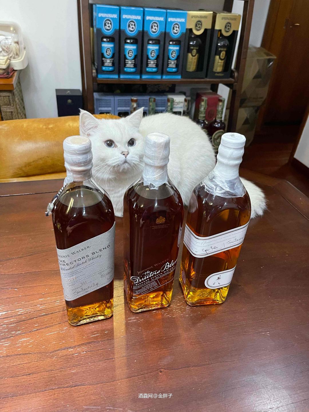 茅台：家里最近这么困难吗<img src='https://sdata.whiskyworm.com/xcxpics/emoji_11.png' class='emoji' />老豆只喝的起约翰走路🚶🏻了吗