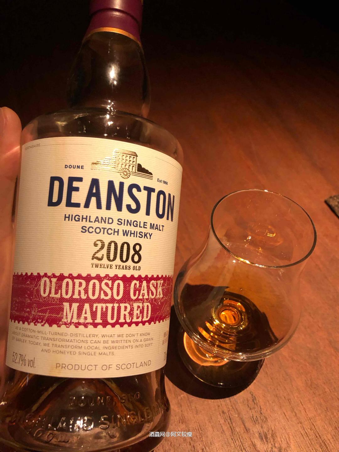 汀斯顿2008<p class='p'/>酒体清澈，琥珀色，<p class='p'/>闻香：蜡质、油脂、黑巧克…