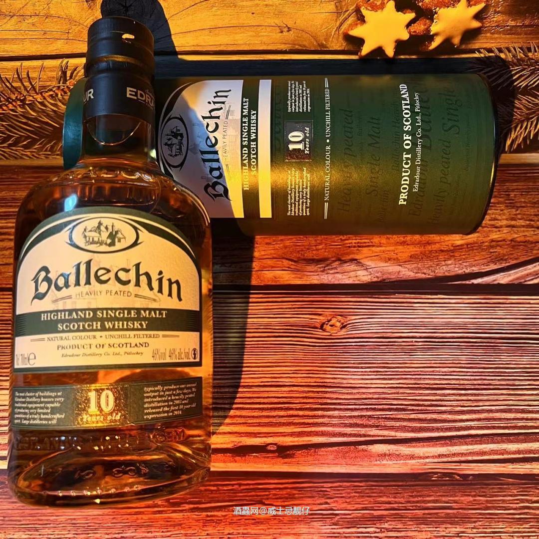 巴拉奇10年泥煤~40°700ml嗅香:细腻的泥炭烟味，甜…