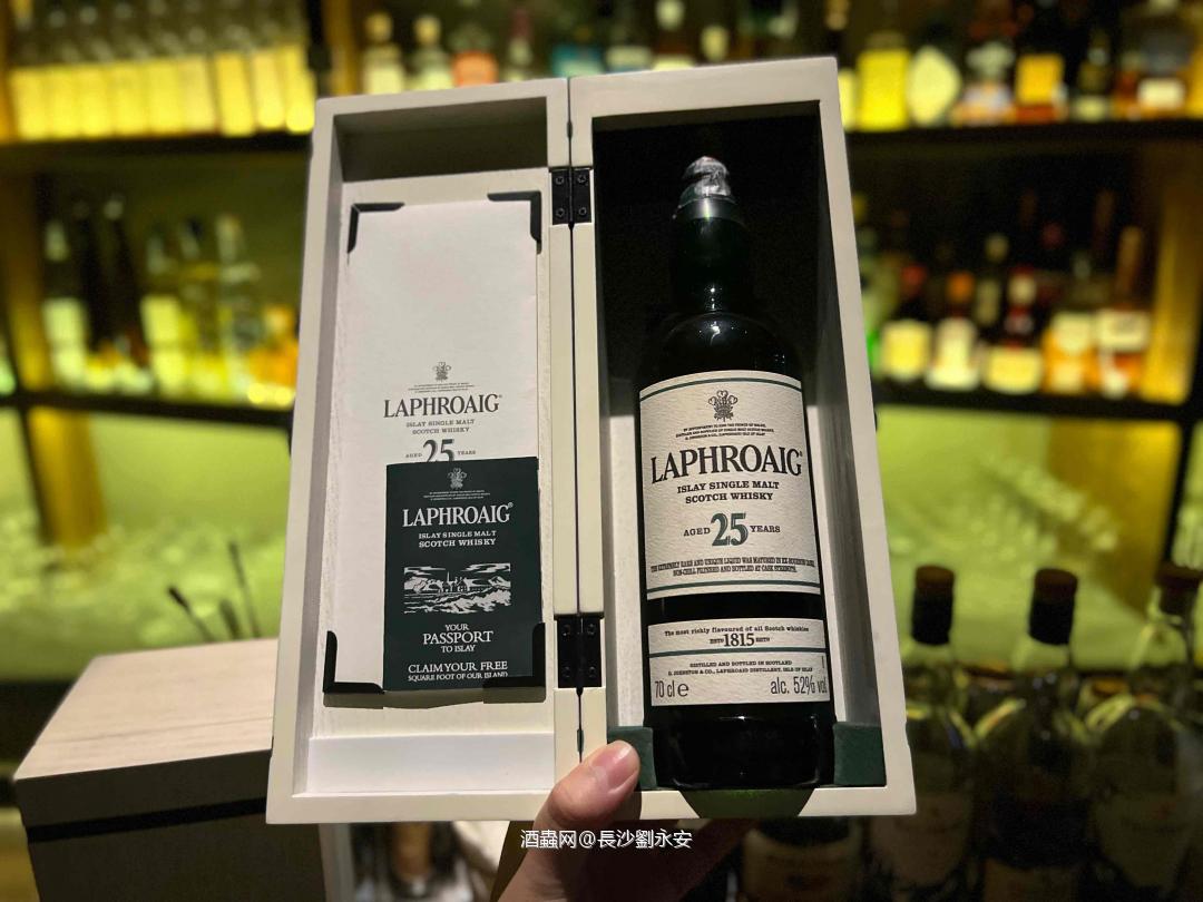 这个冬天我陪你过，让我们一起喝杯威士忌