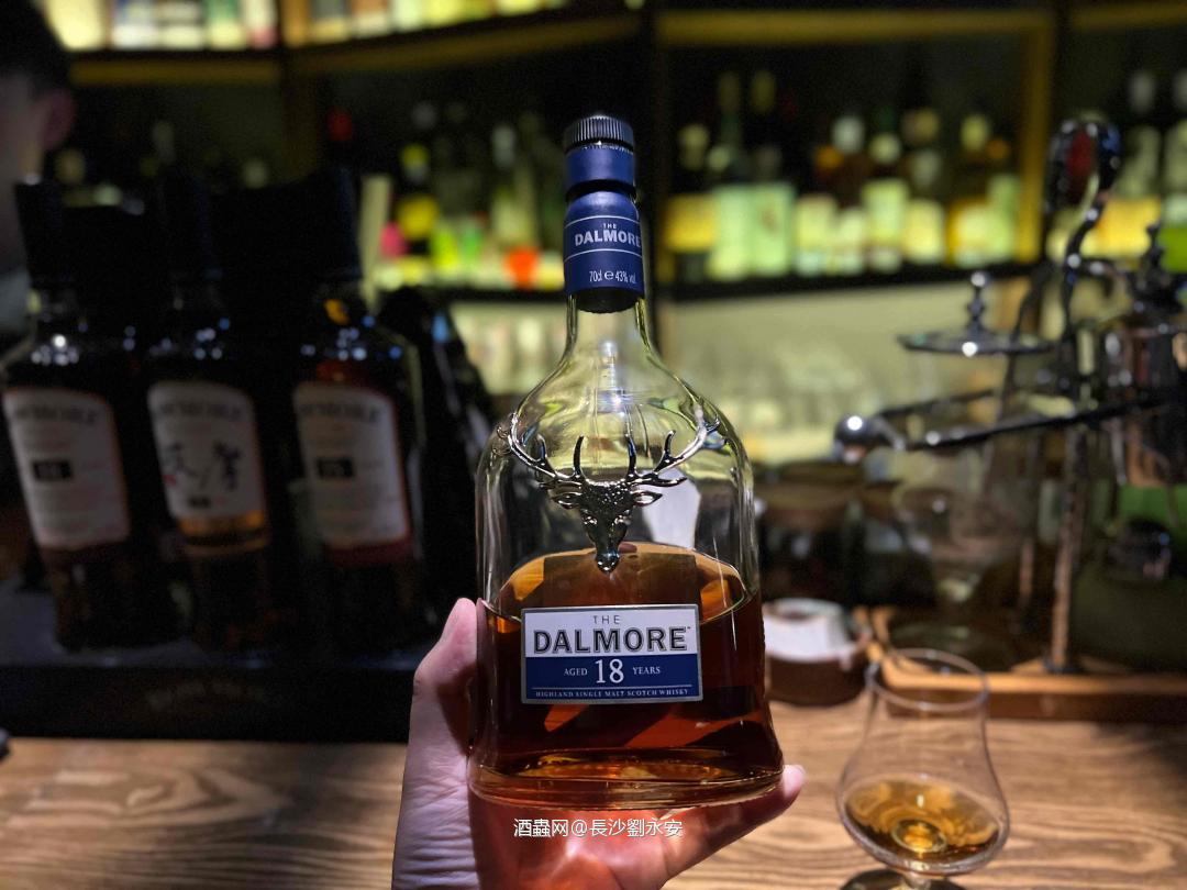 这个冬天我陪你过，让我们一起喝杯威士忌