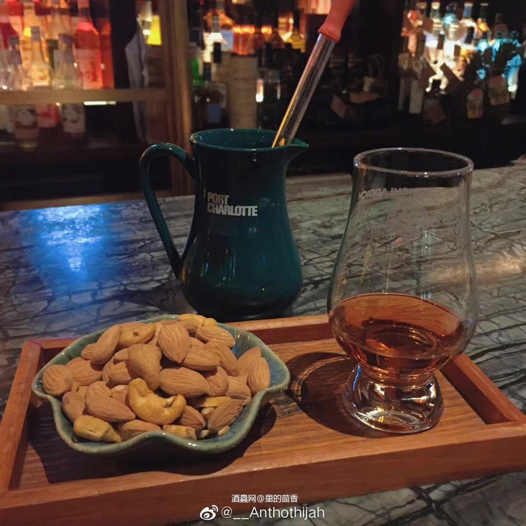 出门在外 也不能忘🥃吖