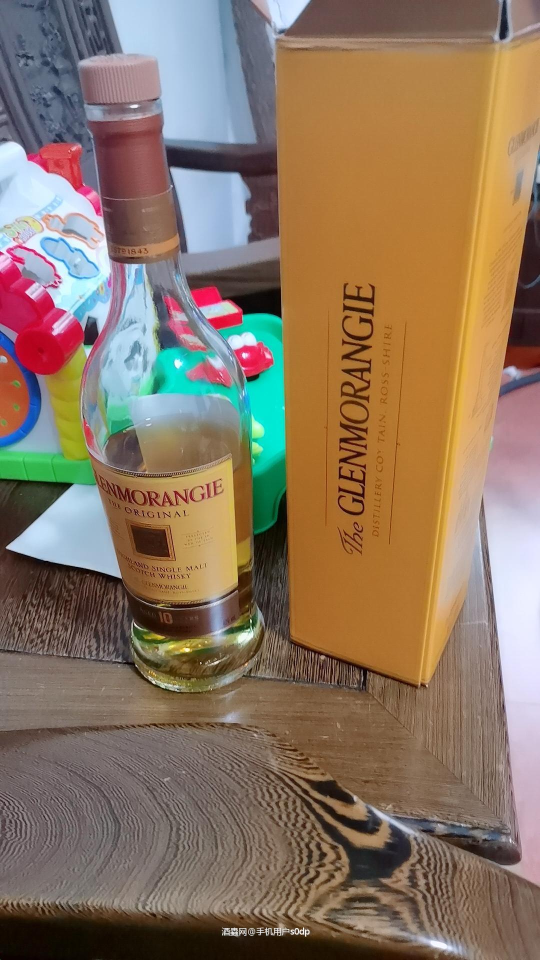 看起来不错 喝起来也还不错<img src='https://sdata.whiskyworm.com/xcxpics/emoji_14.png' class='emoji' /><p class='p'/>