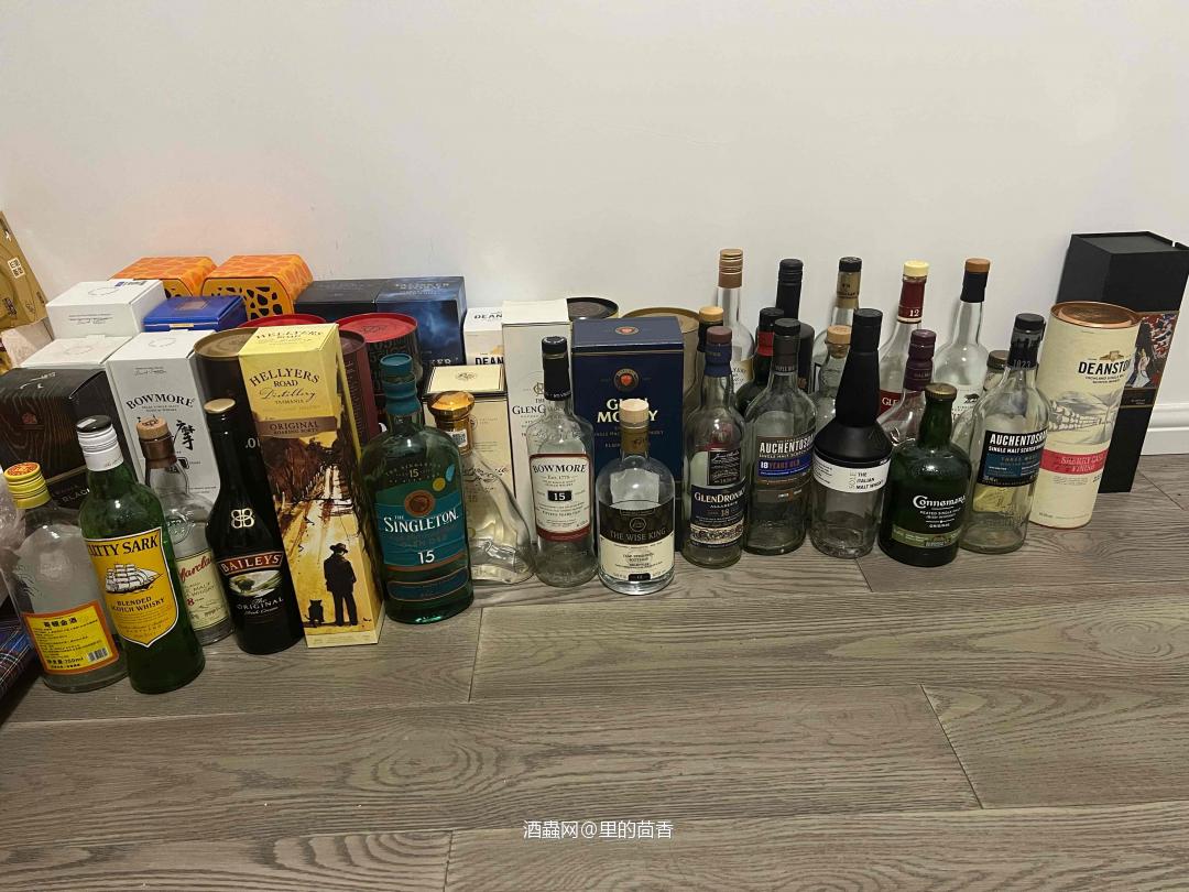 两年在家的空瓶