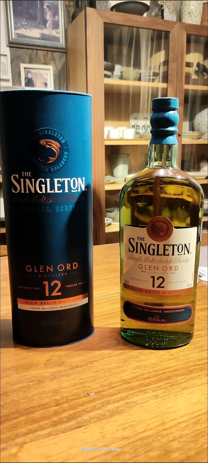 这盒子还挺好看的。。<p class='p'/>