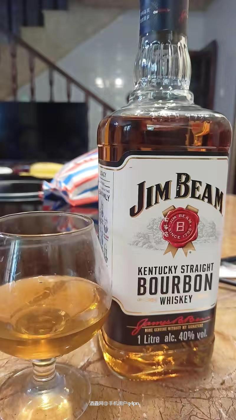 美国二锅头还是有过人之处的，价格实惠味道够香