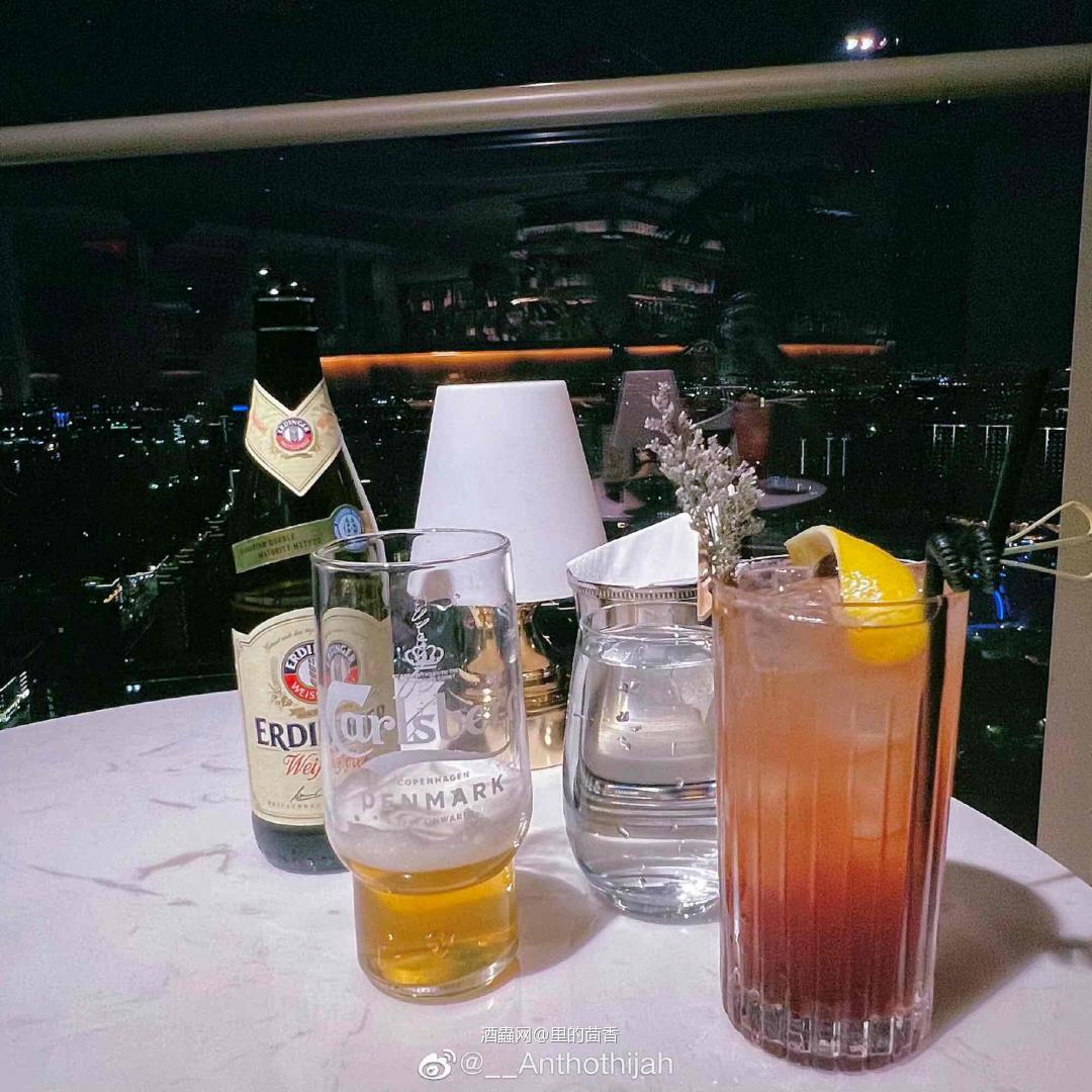 最近被gl了 有点难受 酒都在家里