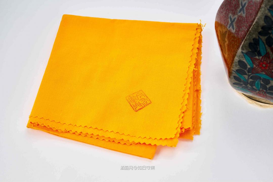 请教各位老饕，现在这瓶值多少了<img src='https://sdata.whiskyworm.com/xcxpics/emoji_14.png' class='emoji' /><img src='https://sdata.whiskyworm.com/xcxpics/emoji_84.png' class='emoji' />