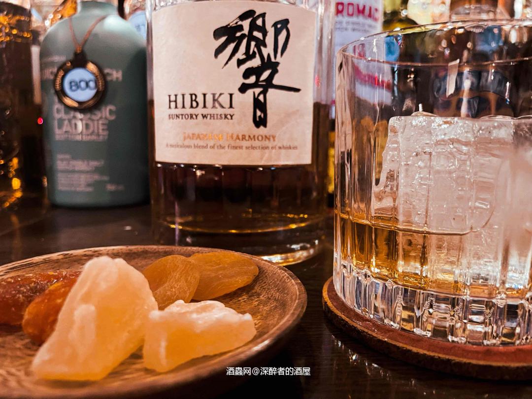 For relaxing time make it suntory time