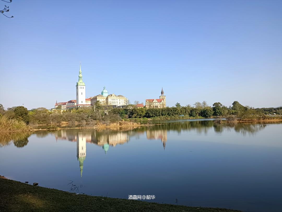 一日今年始，前事空！