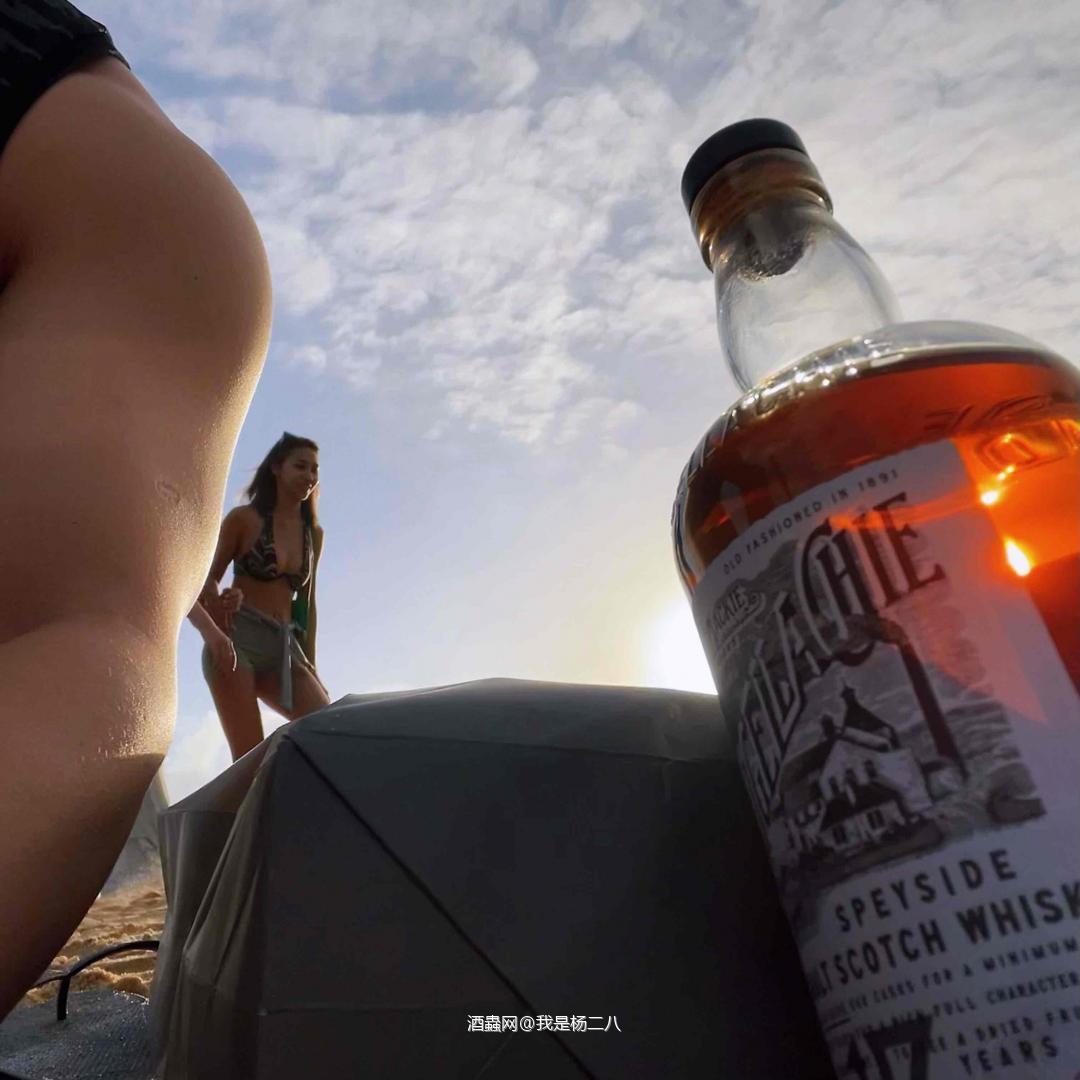 海线沙滩， 镜头里， 那些， 不期而遇的美好景象。 （live动图巧合拍到的，侵权必删）