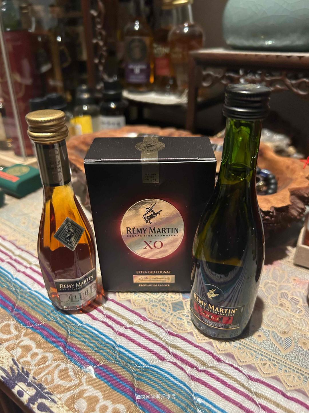 今日展示：人头马小玩具