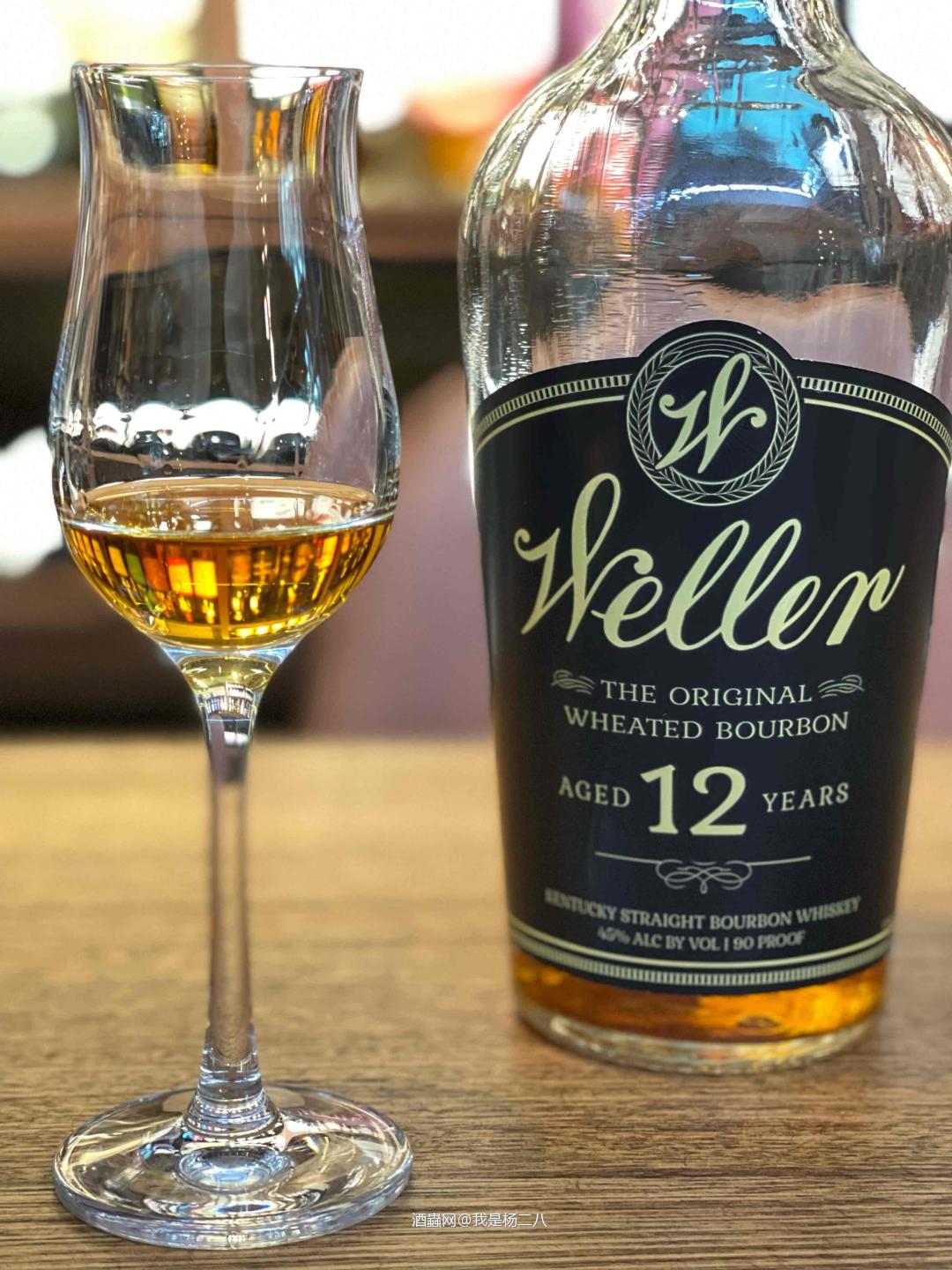这是一款Weller家族的常青树，经典到很难走出美国的Weller 12yo。闻香是典型的wheated bourbon，入口却少了点味道，绵柔单薄了些 ，明明只是45度，却存在明显的酒精分离度。发售价买来喝一喝是不错的选择，不过溢价过高，可能会有更好的选择。
