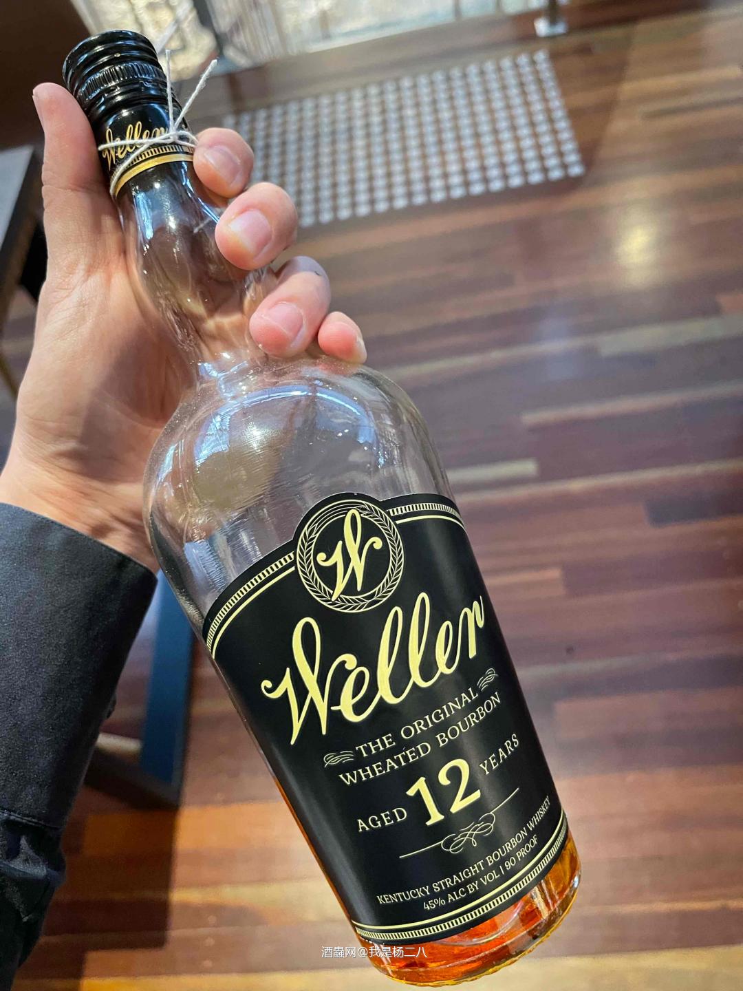这是一款Weller家族的常青树，经典到很难走出美国的Weller 12yo。闻香是典型的wheated bourbon，入口却少了点味道，绵柔单薄了些 ，明明只是45度，却存在明显的酒精分离度。发售价买来喝一喝是不错的选择，不过溢价过高，可能会有更好的选择。