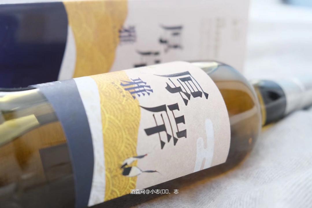 第一次，用酒🐛，大家多多交流、指点。去年老姐回国的时候，机场免税店，购入几瓶，厚岸限定版·雅。大家觉得这个怎么样？对比、厚岸系列产品有升值空间吗？