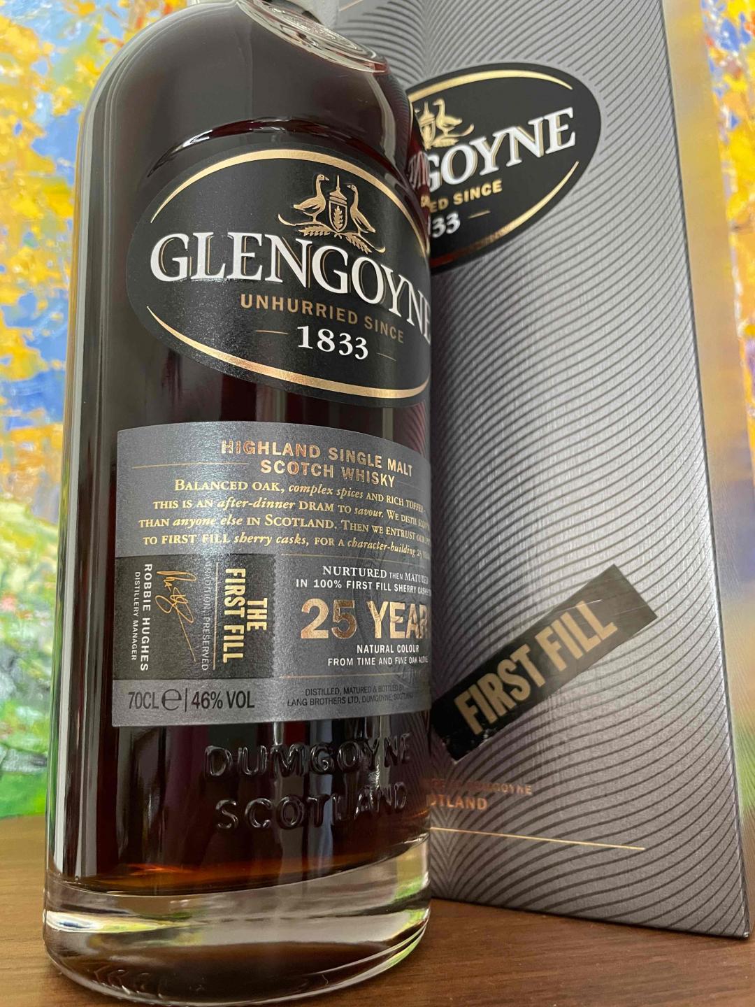 格兰哥尼 25年 46度 初填雪莉桶 非常稀有版本 普通的25年是48度 不是初填雪莉桶 酒色偏淡 这款的酒色深 非常漂亮