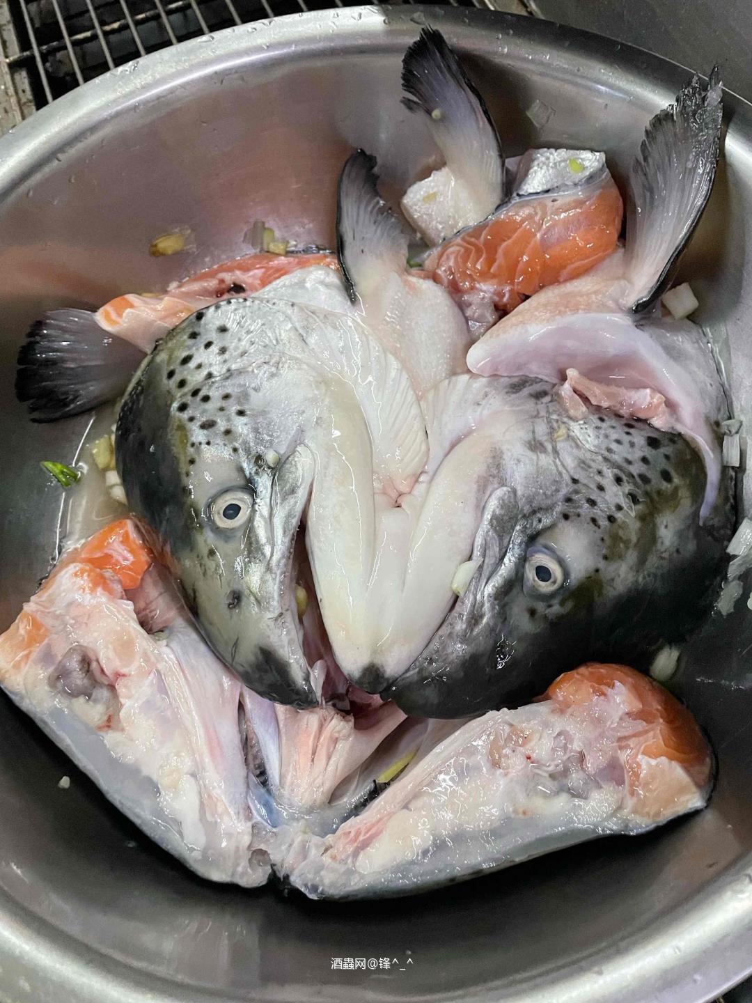 这鱼头配个啥酒呢<img src='https://sdata.whiskyworm.com/xcxpics/emoji_14.png' class='emoji' />