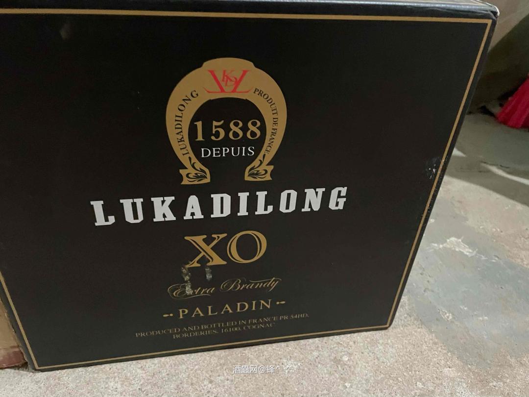 这是什么酒？杂牌吗？