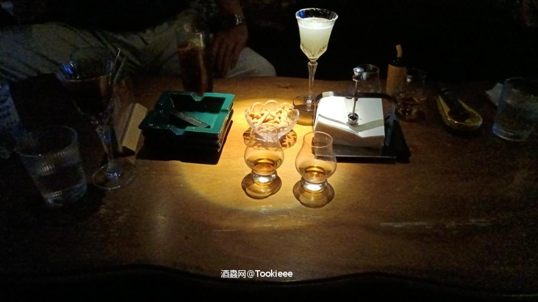 白嫖了三杯鸡尾酒，香香