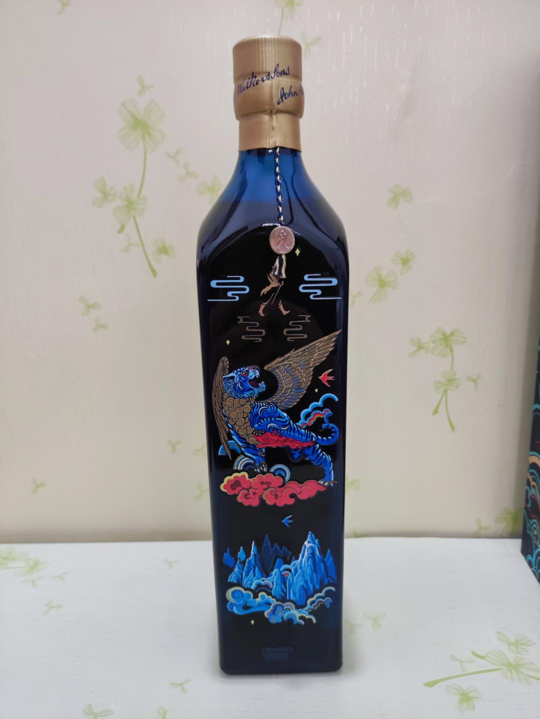 尊尼获加蓝牌虎年限量