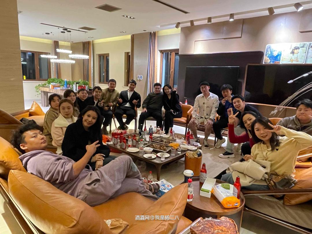 专门准备了party酒，不喝完怎么让你们走！！！