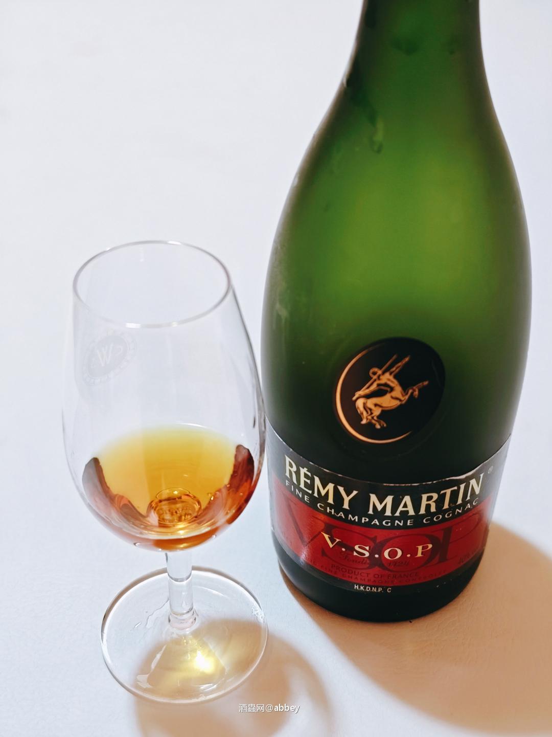 一个人的时候，也要喝一点